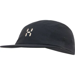Boné de cinco painéis da marca Haglöfs, preto.