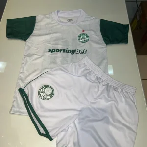 Conjunto palmeiras Branco 25/26